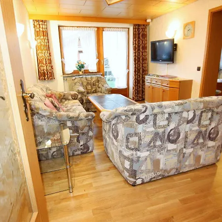 Schwarzwaldhaus Simmelehof Ленцкирх