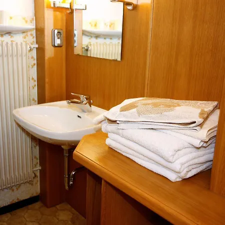 Schwarzwaldhaus Simmelehof Ленцкирх
