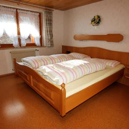Апартаменты Schwarzwaldhaus Simmelehof Ленцкирх