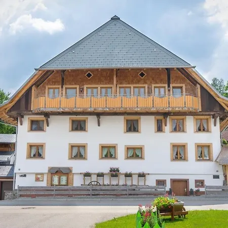 아파트 Schwarzwaldhaus Simmelehof