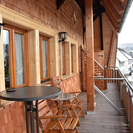 Schwarzwaldhaus Simmelehof 아파트 *