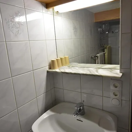 Schwarzwaldhaus Simmelehof Апартаменты Ленцкирх