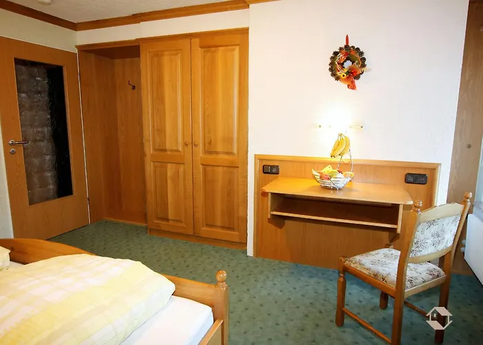 Schwarzwaldhaus Simmelehof * Lenzkirch